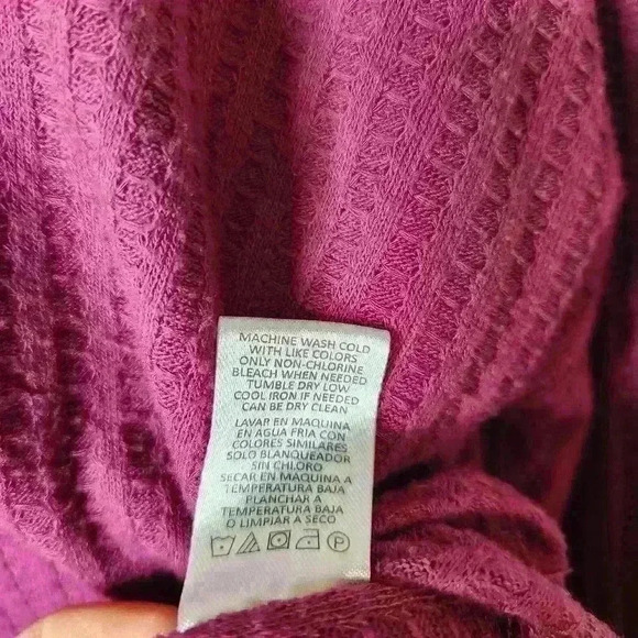 Cha Sor women's wine colored pullover thermal hoodie size large - Picture 6 of 7